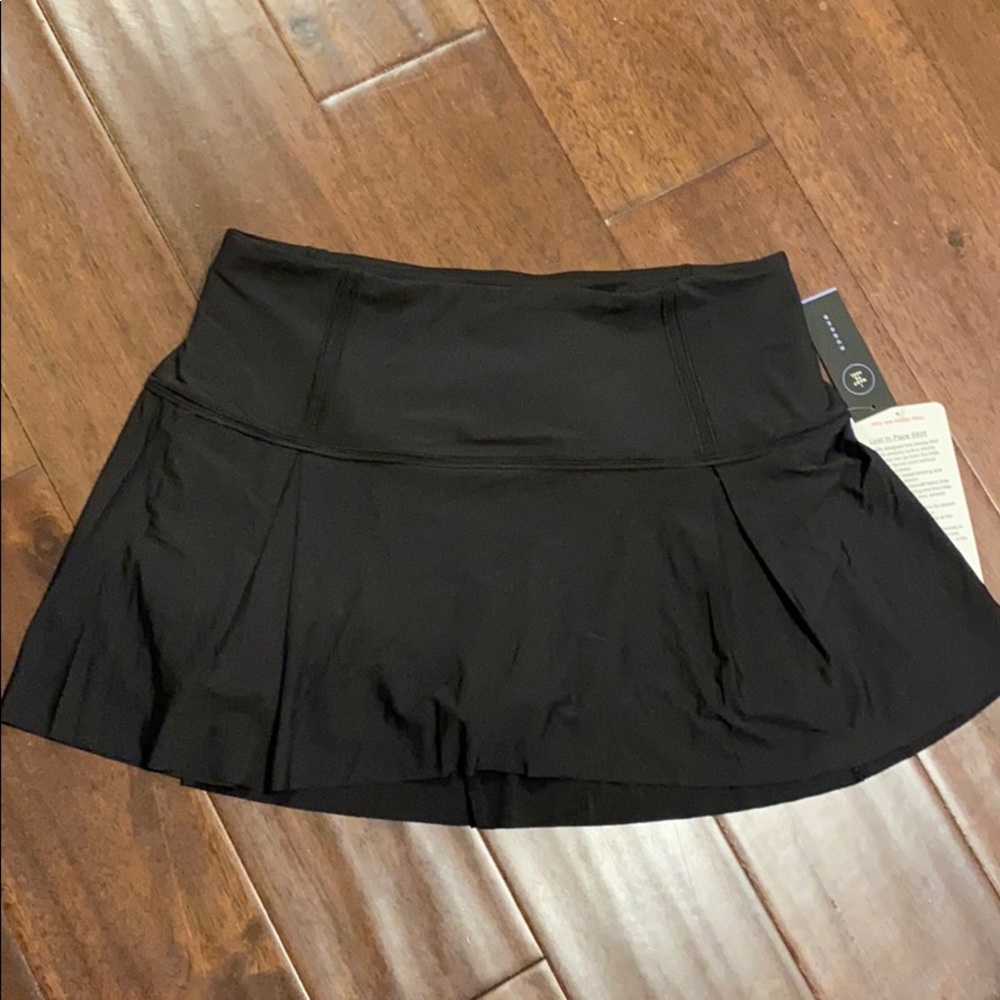NWT lululemon lost in pace skirt